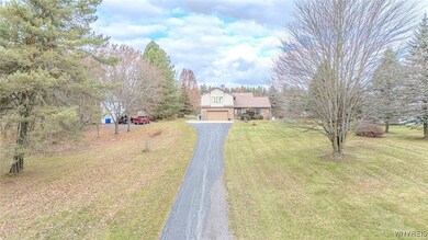 6784 Bear Ridge Rd, Lockport, NY 14094 - photo 4