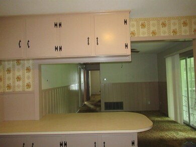 613 Omega St, Longview, TX 75601 - photo 3