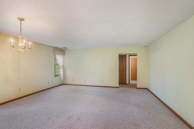 552 Maple Ln, Nappanee, IN 46550 - photo 7