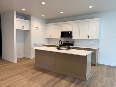 3833 W 50 S unit 429, Clearfield, UT 84015 - photo 4