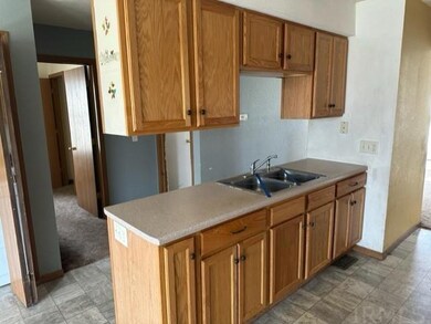 1729 Elizabeth St, Elkhart, IN 46516 - photo 6