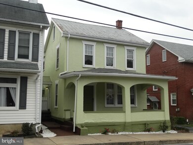 52 N Broad St, Waynesboro, PA 17268 - photo 2