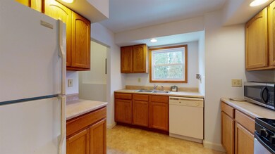 314 N Clinton St, Boswell, IN 47921 - photo 7