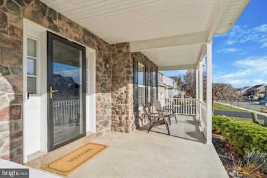 2009 Canyon Creek Rd, Gilbertsville, PA 19525 - photo 4