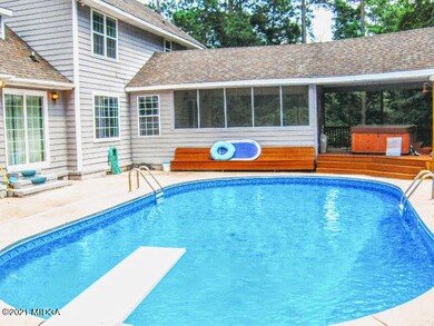 pool 2.