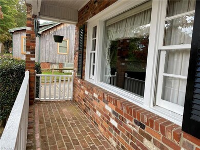 940 Robbins St, Asheboro, NC 27203 - photo 4