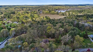 400 Salem Rd, Dracut, MA 01826 - photo 2