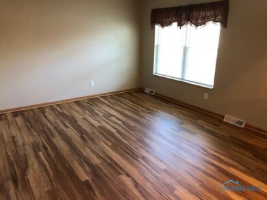 409 E Church St, West Unity, OH 43570 - photo 7