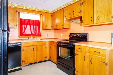 11 Tuttle Ave, Hampton, NH 03842 - photo 4