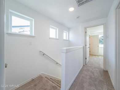4700 W Oak Ave-13