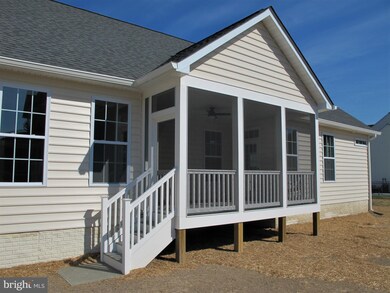 49 Creek Curve Dr, Colonial Beach, VA 22443 - photo 2