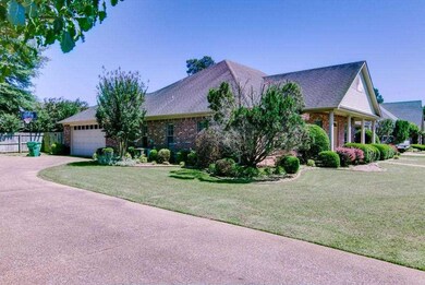 17 Windmere Dr, Texarkana, TX 75503 - photo 2