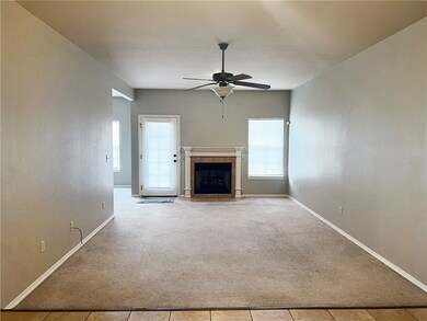 2827 N Cassius Ln, Fayetteville, AR 72704 - photo 4