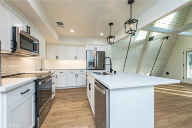 22580 Calcutta Dr, Canyon Lake, CA 92587 - photo 5