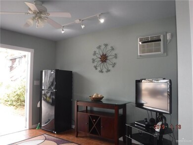 4009 Lark Dr, Mission, TX 78572 - photo 3