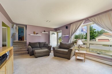 004-Living_Room-3103575-medium