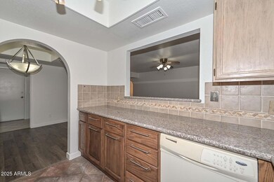 2532 E Bluefield Ave unit 2, Phoenix, AZ 85032 - photo 6