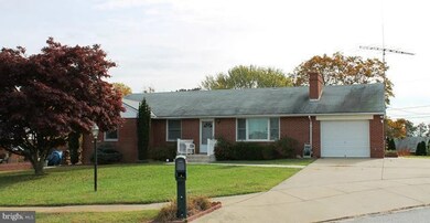 9905 Falls View Ct, Perry Hall, MD 21128 - photo 2