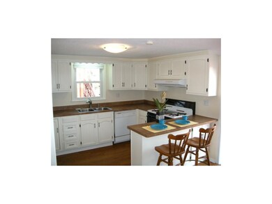 Nice updated kitchen!