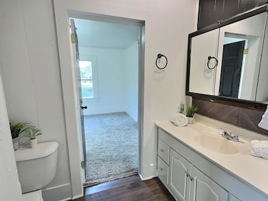 1239 N Main St, Nevada, MO 64772 - photo 6