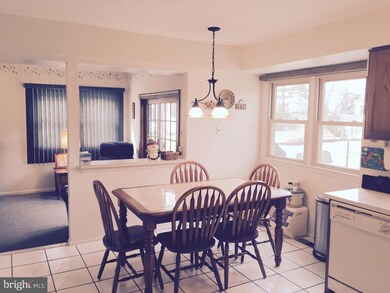 631 Atkinson Ln, Langhorne, PA 19047 - photo 6