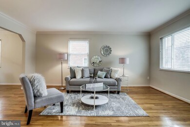 210 W Taylor Run Pkwy, Alexandria, VA 22314 - photo 5