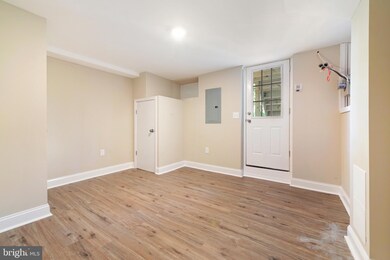 1004 Ellicott Dr, Baltimore, MD 21216 - photo 4