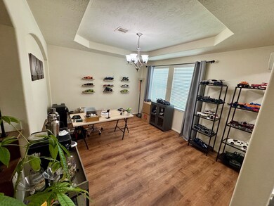 Office or formal dining room right by entry way.