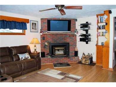 587 Ward Rd, North Tonawanda, NY 14120 - photo 4