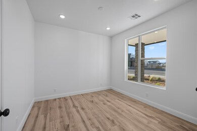 MOVE IN READY! Come see this home today!
