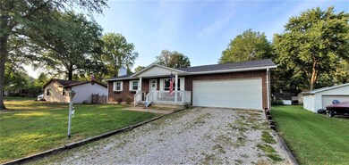 303 Elizabeth Dr, Freeburg, IL 62243 - photo 5