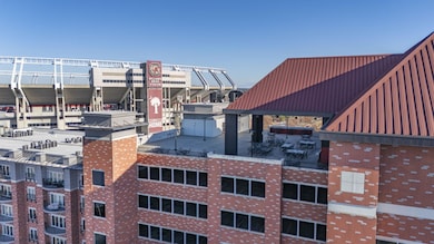 18-web-or-mls-900 S Stadium tg3-18
