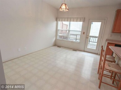 2539 James Monroe Cir, Herndon, VA 20171 - photo 7