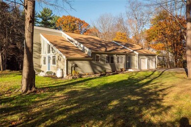 32 Ridgewood Dr, Kittery, ME 03904 - photo 2