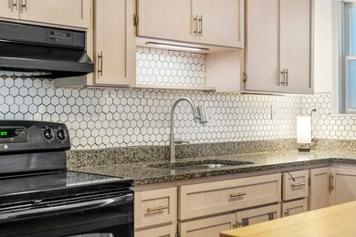 281 Chelsea St unit 2, Boston, MA 02128 - photo 5