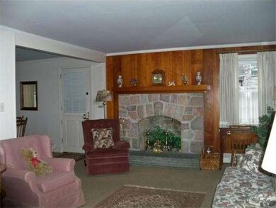 15 Greenway Ln, Greenfield, MA 01301 - photo 6