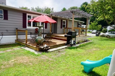 77 Acorn Dr, Taunton, MA 02780 - photo 4