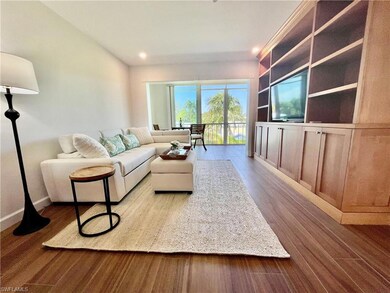 1051 3rd St S unit 302, Naples, FL 34102 - photo 6