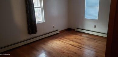 977 Milford Rd, Dingmans Ferry, PA 18328 - photo 7