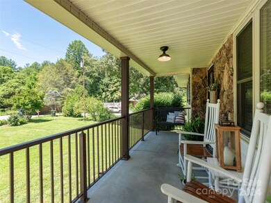 460 Beach Dr, Hendersonville, NC 28792 - photo 3