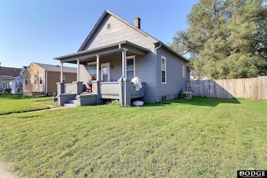 65 S Bell St, Fremont, NE 68025 - photo 2