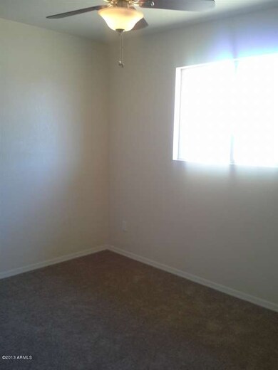 Dewey2-Bed
