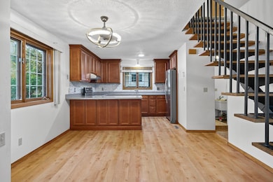 2023 Parkside Dr, Saint Paul, MN 55119 - photo 5