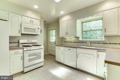 6593 29th St N, Arlington, VA 22213 - photo 7