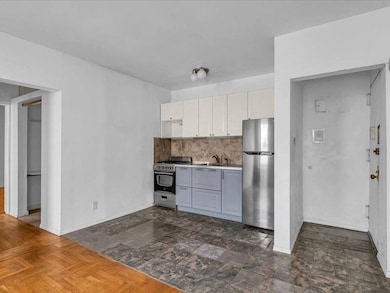 1151 Brighton Beach Ave unit 6M, Brooklyn, NY 11235 - photo 4