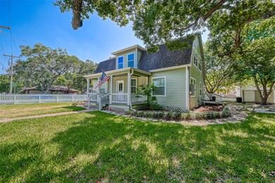 216 S Jackson St, Alvin, TX 77511 - photo 5