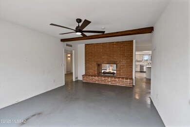 05-Living Area