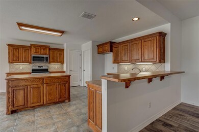 770 Hutcheson Rd, Springtown, TX 76082 - photo 6