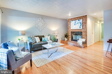 7607 Weather Worn Way unit B, Columbia, MD 21046 - photo 2