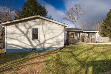 354 Oakview Park Rd, Asheville, NC 28803 - photo 2